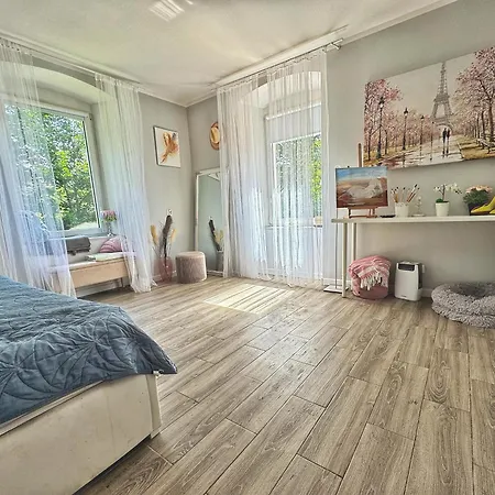 Stylowy W Sercu Uzdrowiska Apartament